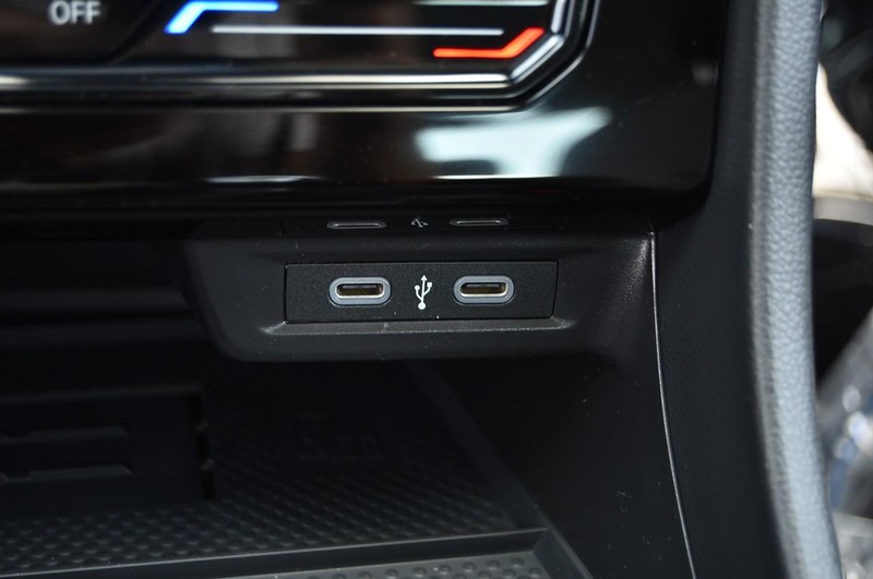 Volkswagen Jetta Vehicle Image 16