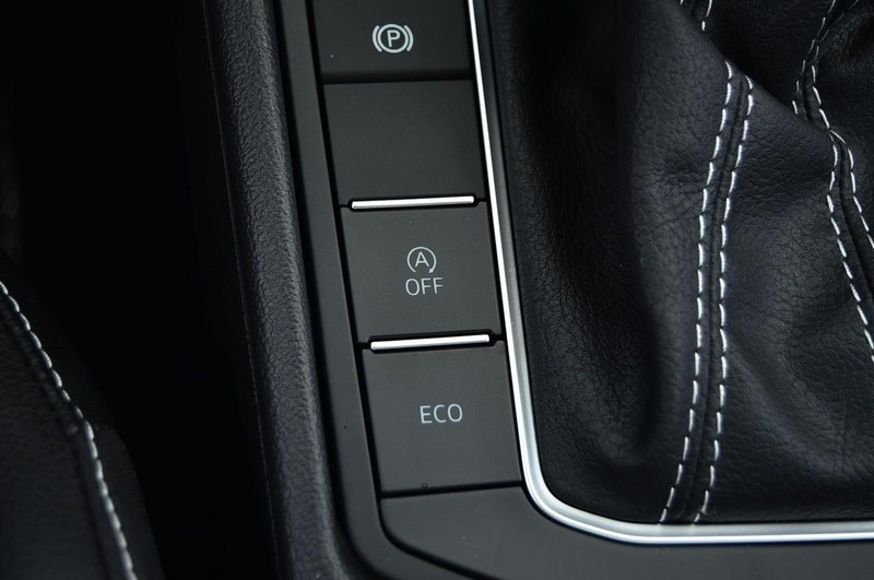 Volkswagen Jetta Vehicle Image 18