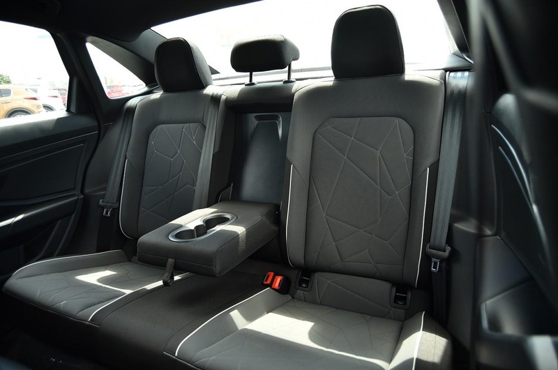 Volkswagen Jetta Vehicle Image 21