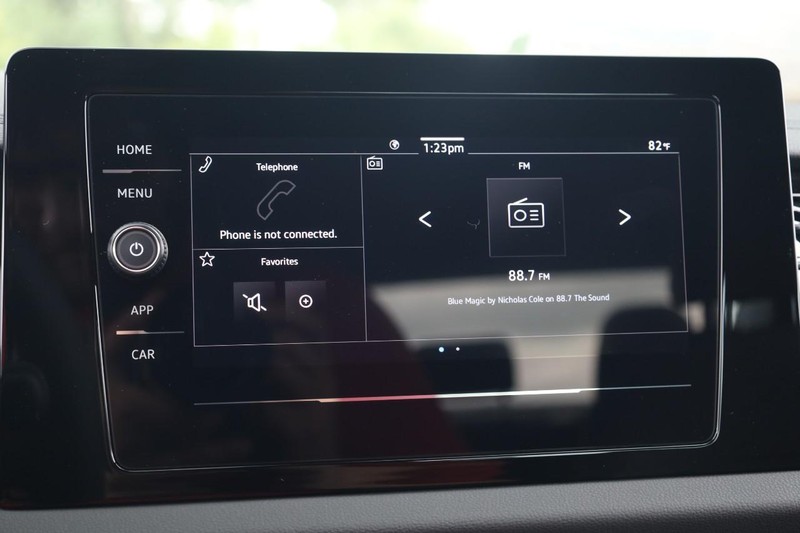 Volkswagen Jetta Vehicle Image 11