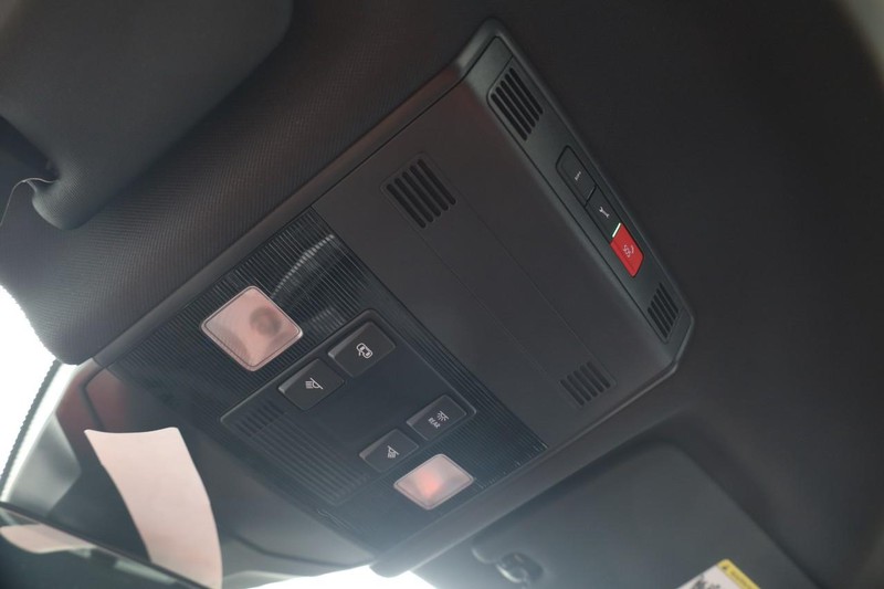 Volkswagen Jetta Vehicle Image 16