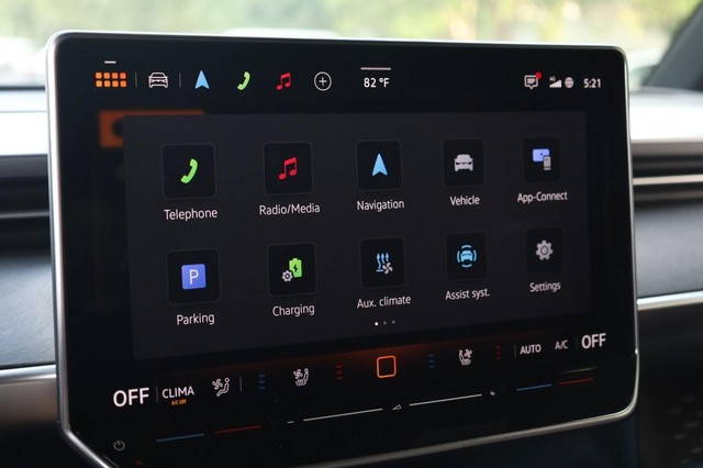 Volkswagen ID. Buzz Vehicle Image 14