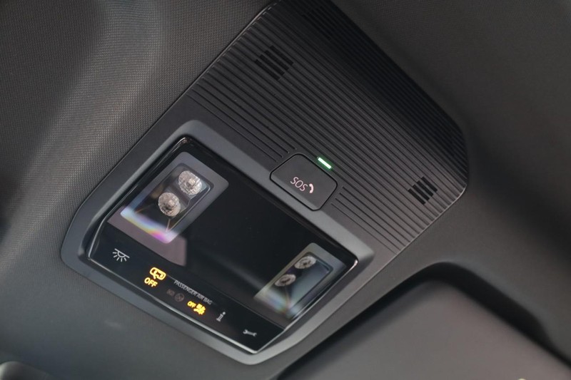 Volkswagen ID. Buzz Vehicle Image 18