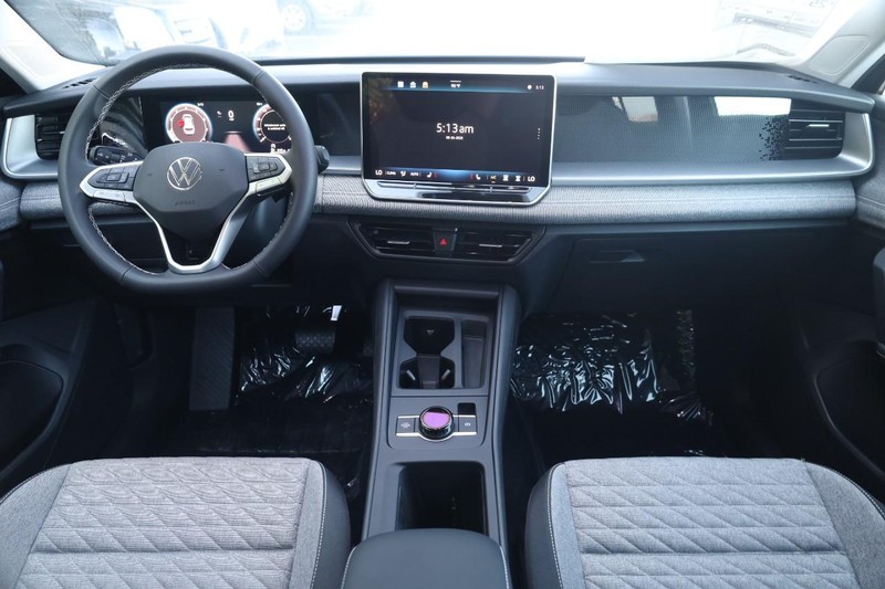 Volkswagen Tiguan Vehicle Image 20