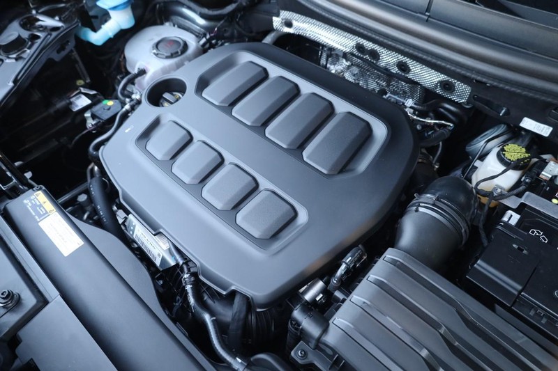 Volkswagen Tiguan Vehicle Image 23