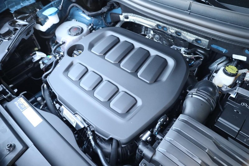 Volkswagen Tiguan Vehicle Image 26