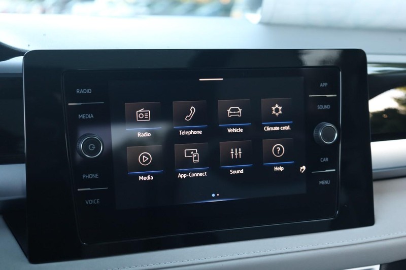 Volkswagen Taos Vehicle Image 13