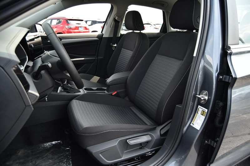 Volkswagen Jetta Vehicle Image 19