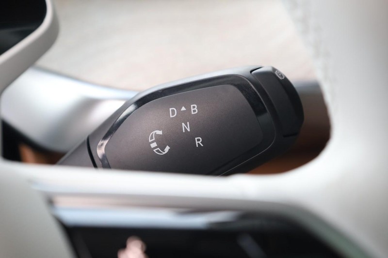 Volkswagen ID. Buzz Vehicle Image 19