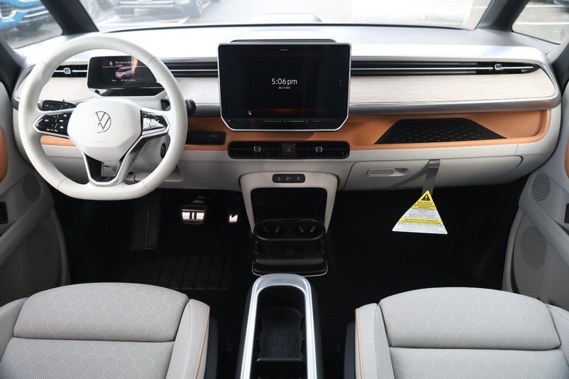 Volkswagen ID. Buzz Vehicle Image 25