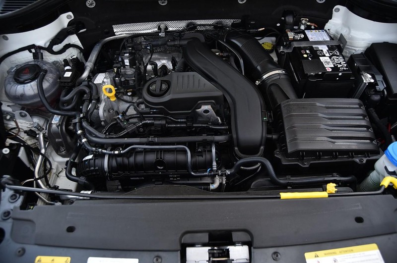Volkswagen Taos Vehicle Image 26