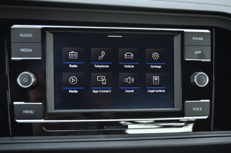 Volkswagen Jetta Vehicle Image 14