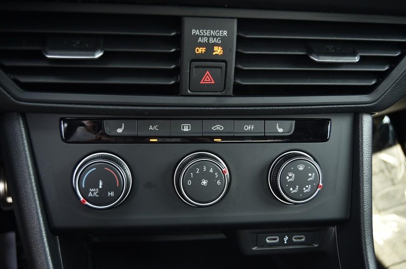 Volkswagen Jetta Vehicle Image 15