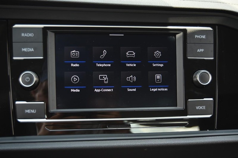 Volkswagen Jetta Vehicle Image 14