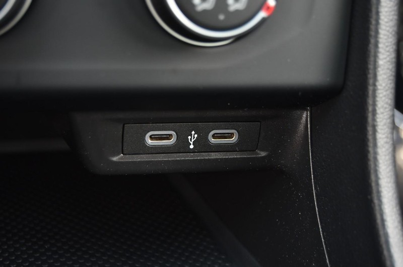 Volkswagen Jetta Vehicle Image 16