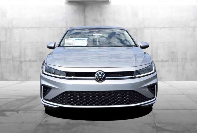 Volkswagen Jetta Vehicle Image 04