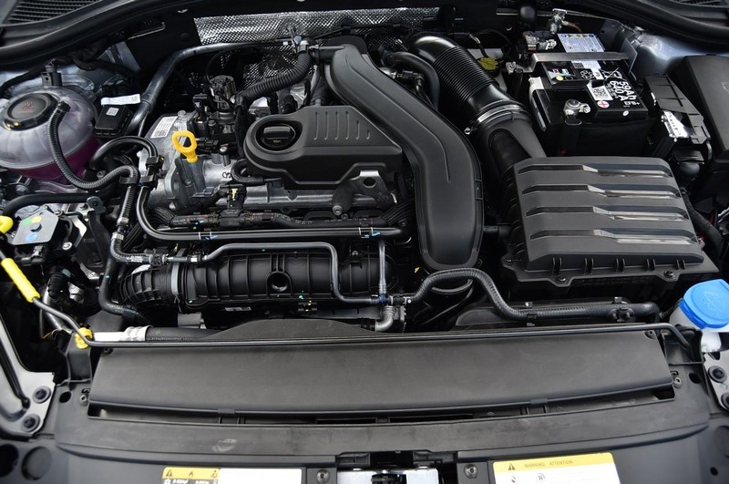 Volkswagen Jetta Vehicle Image 25