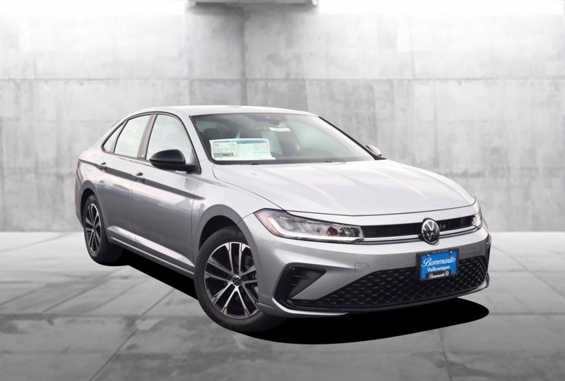 Volkswagen Jetta Vehicle Image 02