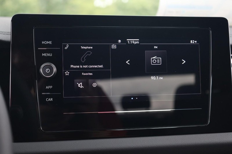 Volkswagen Jetta Vehicle Image 11