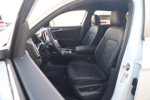 Volkswagen Atlas Cross Sport Vehicle Image 08