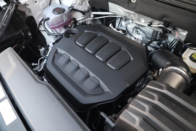 Volkswagen Atlas Cross Sport Vehicle Image 25