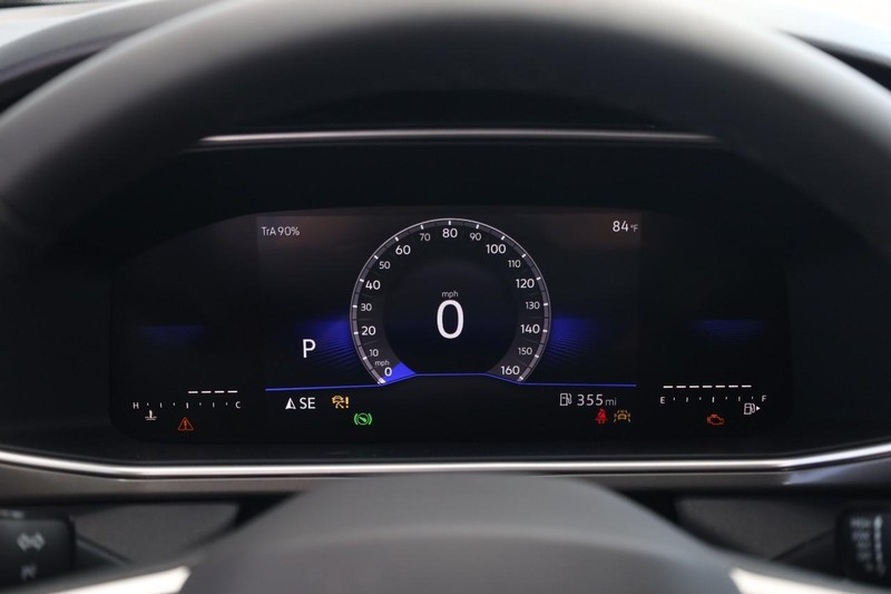 Volkswagen Taos Vehicle Image 12