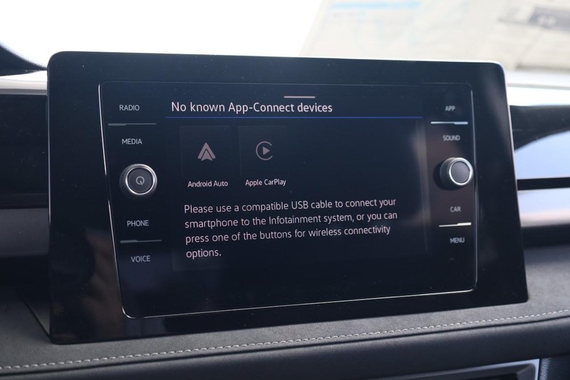 Volkswagen Taos Vehicle Image 13