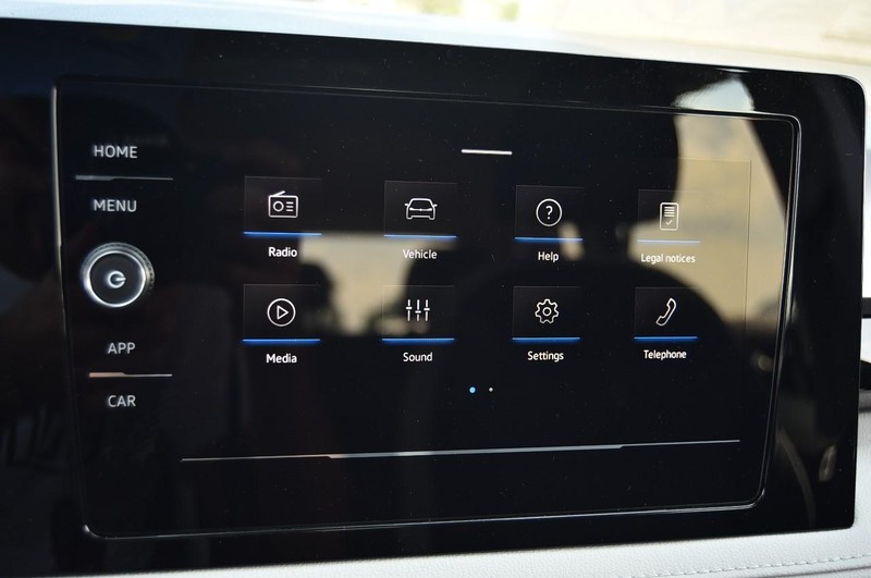 Volkswagen Taos Vehicle Image 13