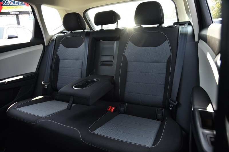 Volkswagen Taos Vehicle Image 21