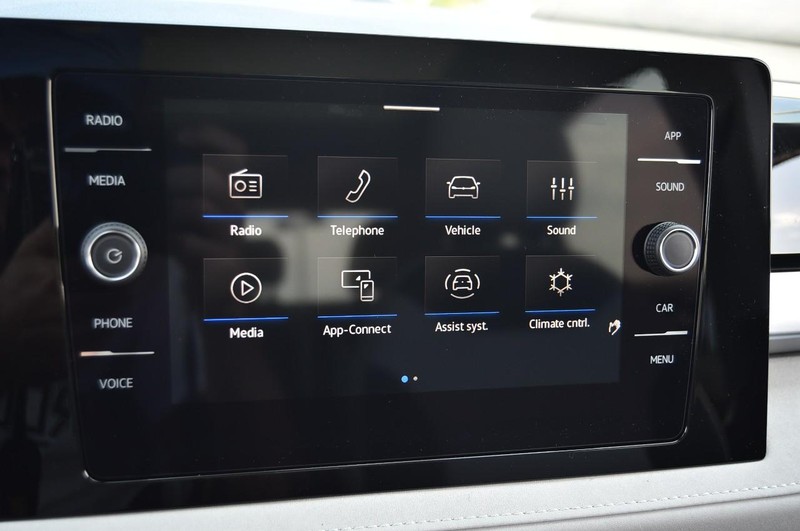 Volkswagen Taos Vehicle Image 13