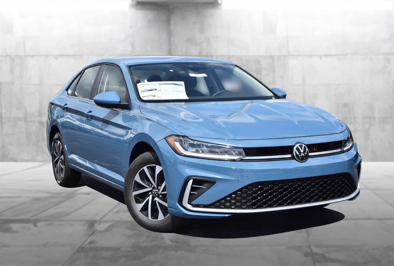 Volkswagen Jetta Vehicle Image 02