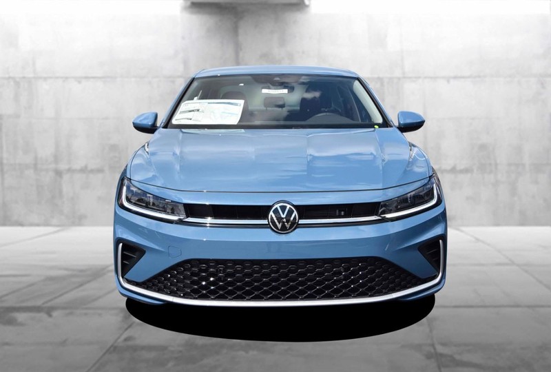 Volkswagen Jetta Vehicle Image 04