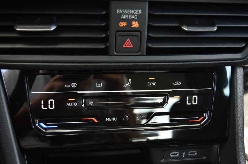 Volkswagen Jetta Vehicle Image 15