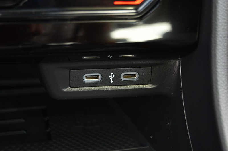 Volkswagen Jetta Vehicle Image 16