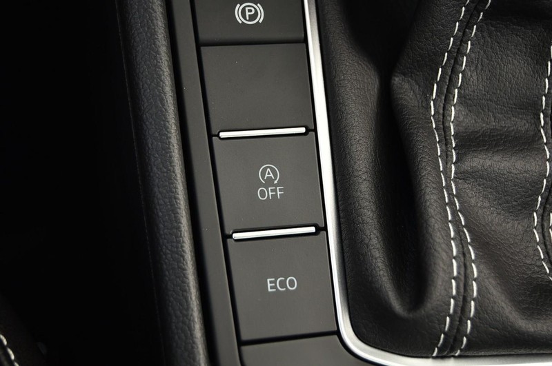 Volkswagen Jetta Vehicle Image 18