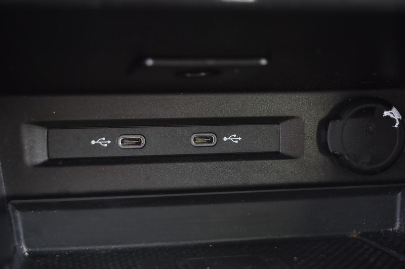 Volkswagen Tiguan Vehicle Image 16