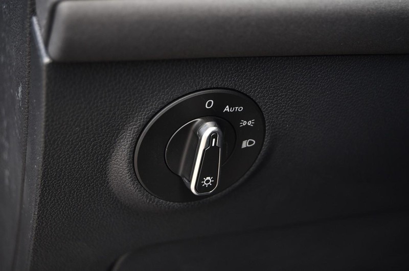 Volkswagen Taos Vehicle Image 10