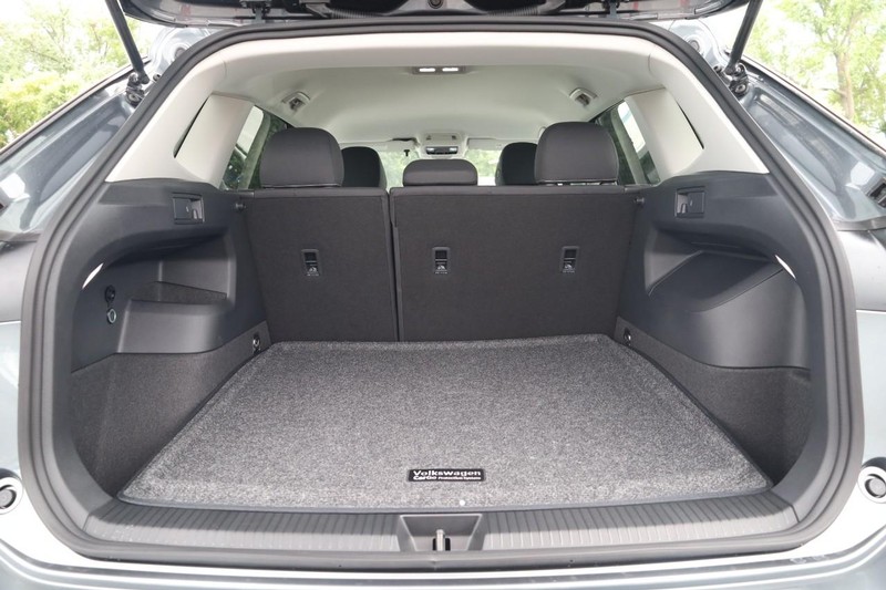 Volkswagen Tiguan Vehicle Image 07