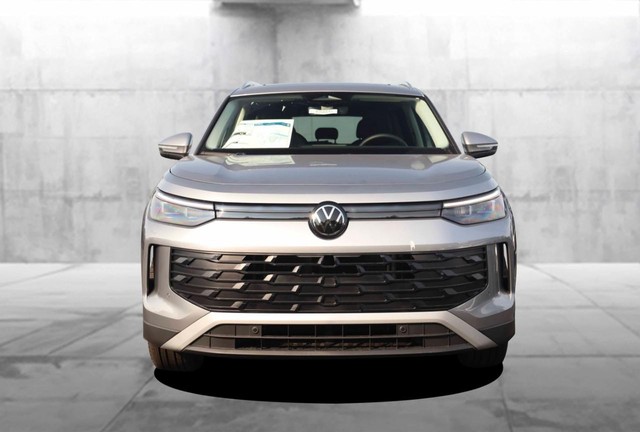 Volkswagen Tiguan Vehicle Image 04