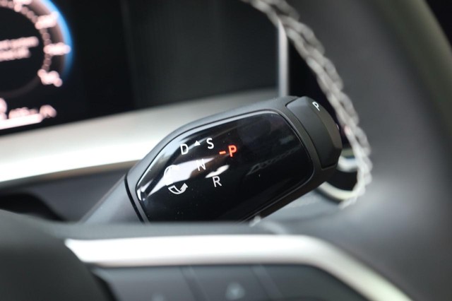 Volkswagen Tiguan Vehicle Image 17