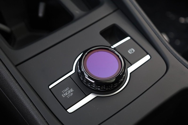 Volkswagen Tiguan Vehicle Image 16