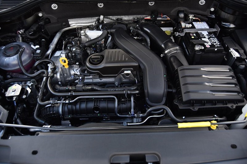 Volkswagen Taos Vehicle Image 25