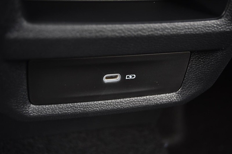 Volkswagen Taos Vehicle Image 24