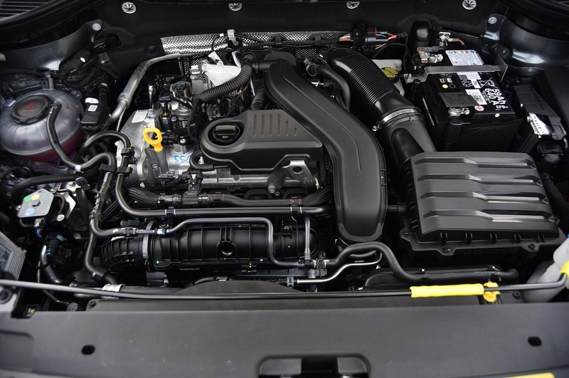 Volkswagen Taos Vehicle Image 26