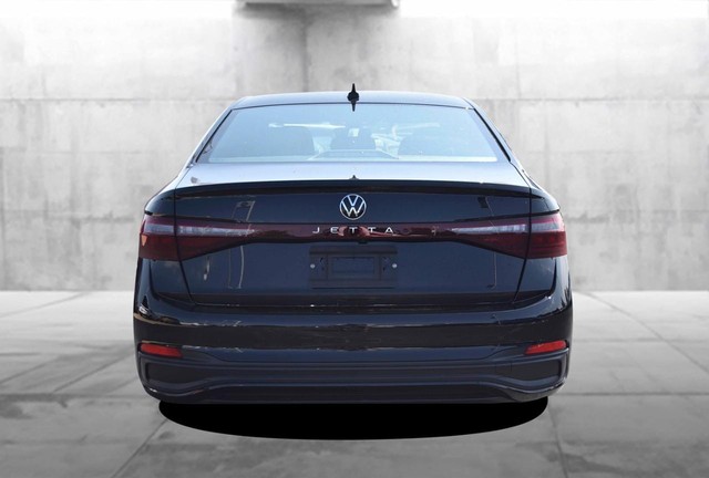 Volkswagen Jetta Vehicle Image 06