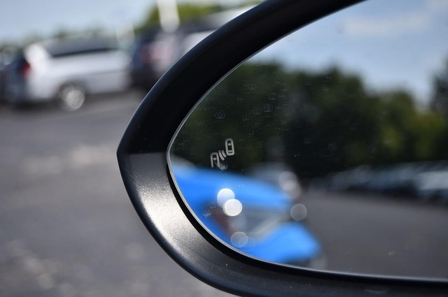 Volkswagen Jetta Vehicle Image 10