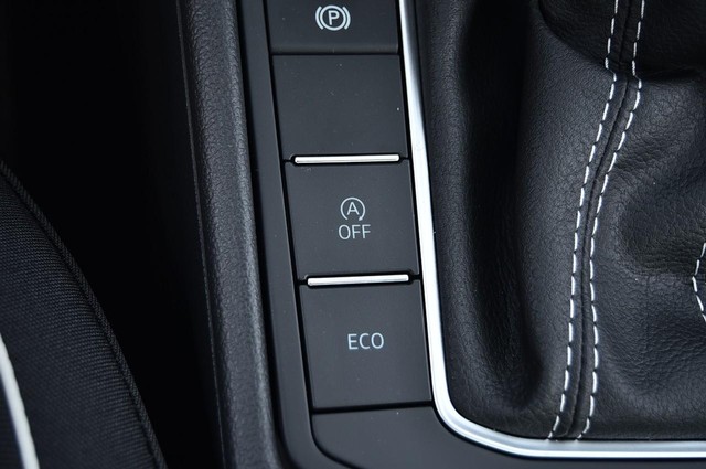 Volkswagen Jetta Vehicle Image 17