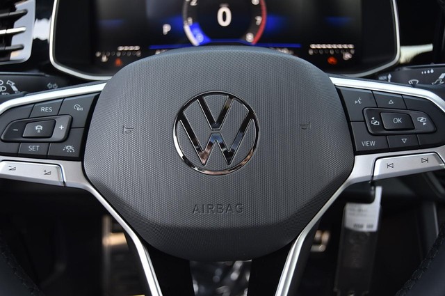 Volkswagen Jetta Vehicle Image 18