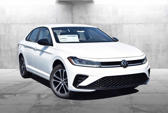 Volkswagen Jetta Vehicle Image 02