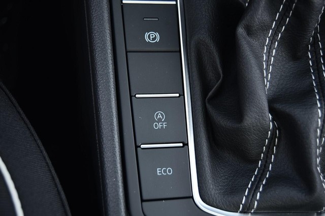 Volkswagen Jetta Vehicle Image 17